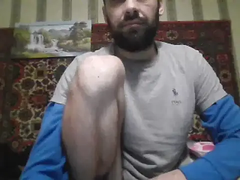 Snapshot of AlferezzSolvajo chatting on January 19, 2:38 pm AlferezzSolvajo online show from January 19, 2:38 pm