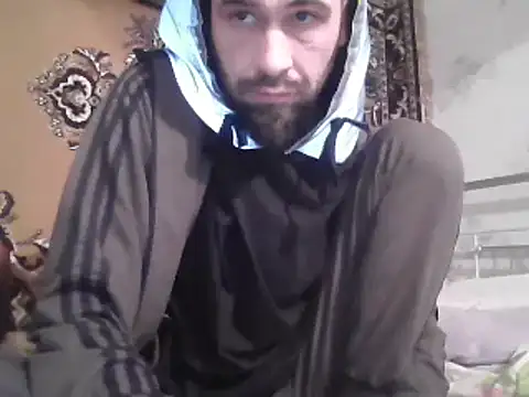 Snapshot of AlferezzSolvajo chatting on January 12, 3:49 am AlferezzSolvajo online show from January 12, 3:49 am