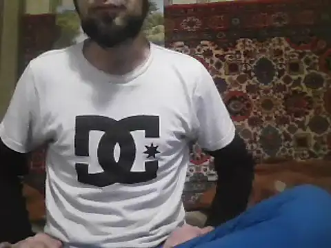 Snapshot of AlferezzSolvajo chatting on February 8, 11:44 am AlferezzSolvajo online show from February 8, 11:44 am