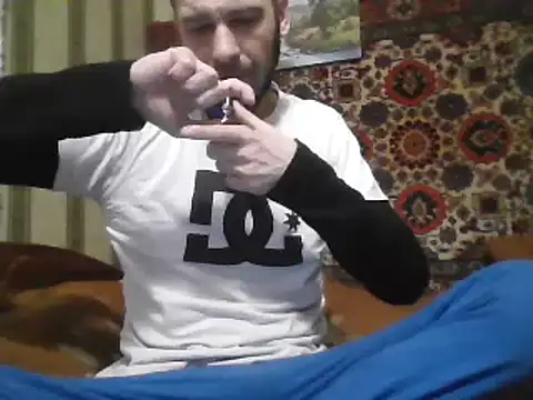 Snapshot of AlferezzSolvajo chatting on January 29, 10:27 am AlferezzSolvajo online show from January 29, 10:27 am