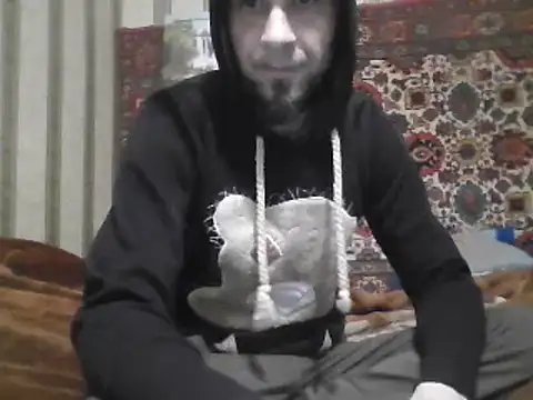 Snapshot of AlferezzSolvajo chatting on February 6, 7:40 pm AlferezzSolvajo online show from February 6, 7:40 pm