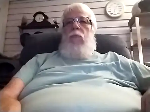 Buzzintx online show from December 4, 12:17 am