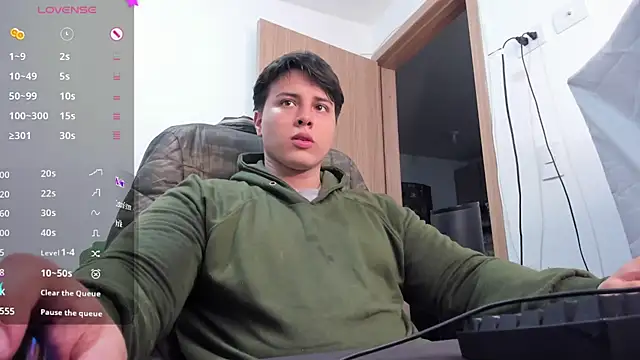 Snapshot of Thom_Ohtani chatting on September 12, 3:17 am Thom Ohtani online show from September 12, 3:17 am