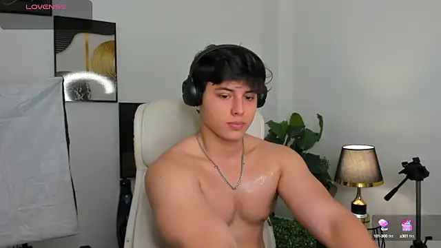 Snapshot of Thom_Ohtani chatting on March 7, 3:49 pm Thom Ohtani online show from March 7, 3:49 pm