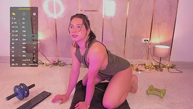 TylerBloom online show from January 10, 4:22 pm