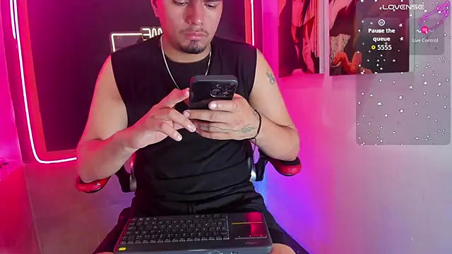 EnriquevillaF online show from September 26, 2:37 pm