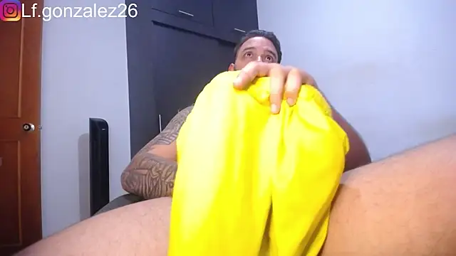 Snapshot of feliper_26 chatting on February 26, 7:47 pm feliper 26 online show from February 26, 7:47 pm