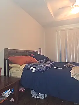 Naughtyhands242 online show from December 2, 8:34 pm