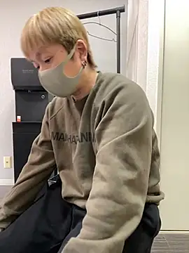 K0718 online show from February 23, 6:37 am