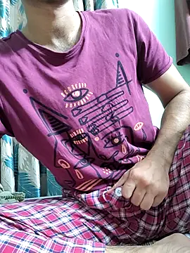 TOPMOON001 online show from October 13, 7:53 pm