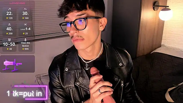 tim  fox online show from November 21, 12:48 pm