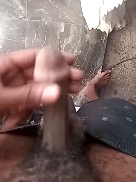 mario0212 online show from December 4, 12:45 pm