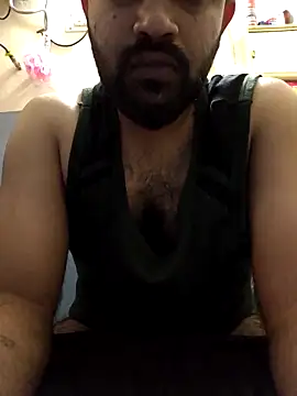 Snapshot of 13lusty chatting on February 23, 3:39 am 13lusty online show from February 23, 3:39 am