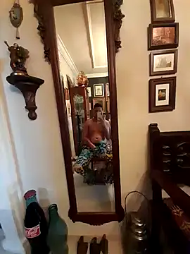 AlejandroJMolinaB online show from January 19, 2:28 pm