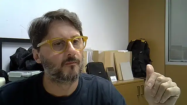 Snapshot of Cellino4 chatting on October 1, 4:00 pm Cellino4 online show from October 1, 4:00 pm