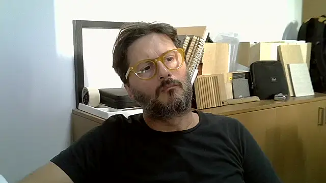 Snapshot of Cellino4 chatting on October 10, 3:50 pm Cellino4 online show from October 10, 3:50 pm