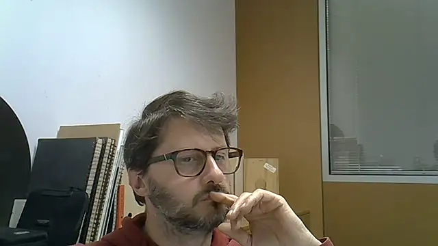 Snapshot of Cellino4 chatting on February 21, 4:48 pm Cellino4 online show from February 21, 4:48 pm