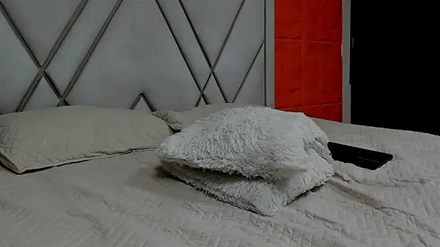 maxi styles online show from February 28, 11:53 am