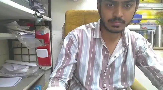 Snapshot of cute_modell chatting on February 25, 8:14 am cute modell online show from February 25, 8:14 am