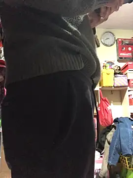 leonardohot1987 online show from January 28, 4:18 am