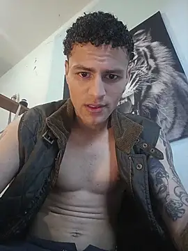 dany hardy online show from February 18, 10:29 pm