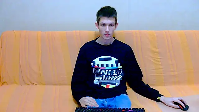 Lester Broo online show from February 10, 5:12 am