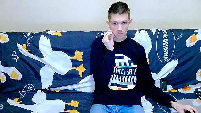 Lester Broo online show from January 12, 5:44 am