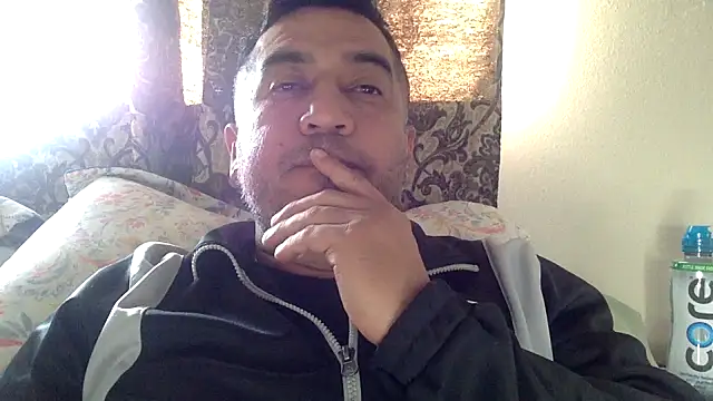 Snapshot of smoothwick chatting on January 15, 11:19 pm smoothwick online show from January 15, 11:19 pm