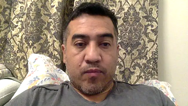 Snapshot of smoothwick chatting on February 19, 2:12 pm smoothwick online show from February 19, 2:12 pm
