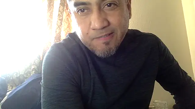 Snapshot of smoothwick chatting on March 16, 12:12 am smoothwick online show from March 16, 12:12 am