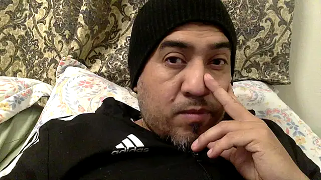 Snapshot of smoothwick chatting on January 27, 12:48 pm smoothwick online show from January 27, 12:48 pm