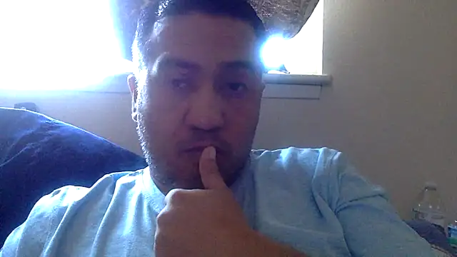 Snapshot of smoothwick chatting on March 9, 7:37 pm smoothwick online show from March 9, 7:37 pm