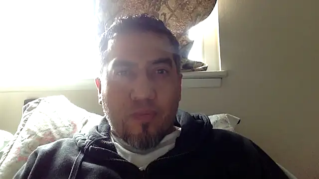 Snapshot of smoothwick chatting on February 4, 5:23 pm smoothwick online show from February 4, 5:23 pm