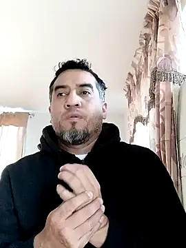 Snapshot of smoothwick chatting on February 7, 5:29 pm smoothwick online show from February 7, 5:29 pm