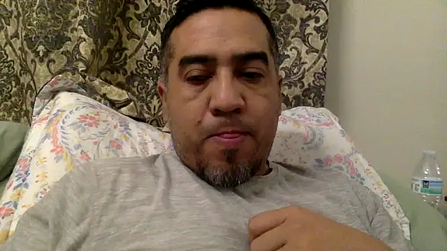 Snapshot of smoothwick chatting on January 23, 1:24 pm smoothwick online show from January 23, 1:24 pm
