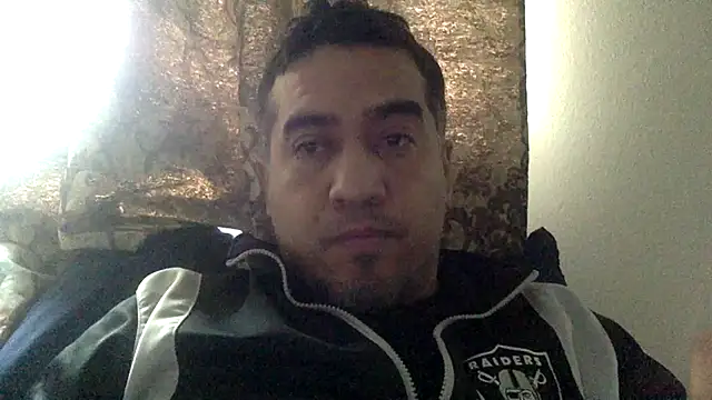 Snapshot of smoothwick chatting on March 14, 5:46 pm smoothwick online show from March 14, 5:46 pm