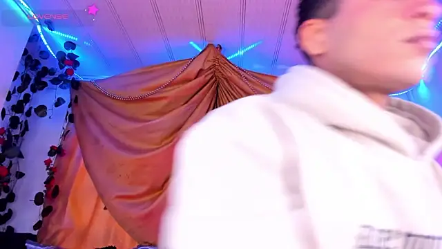 Ethan Boyy online show from December 13, 10:27 pm