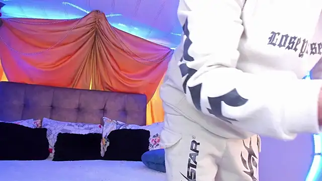Ethan Boyy online show from September 30, 7:50 pm
