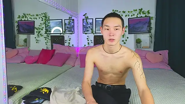 M Jasper online show from January 17, 2:28 pm