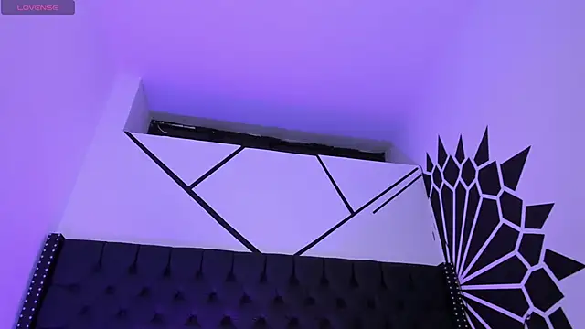 EthaanCox online show from October 16, 10:07 pm