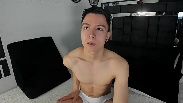 alanblack1 online show from October 30, 4:19 pm