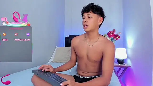 Dawn16  online show from March 13, 9:10 pm