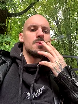 AssHunter4k online show from October 11, 9:24 am