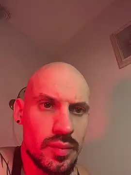 AssHunter4k online show from February 17, 7:14 am