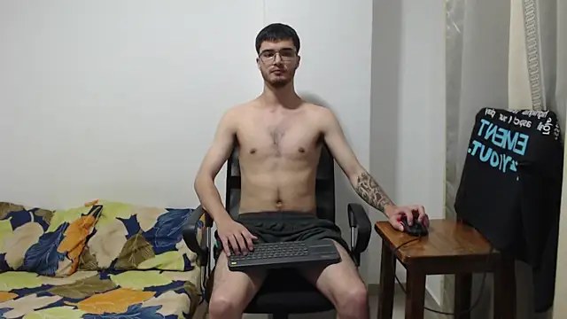 Aleex Miller online show from October 12, 2:38 am