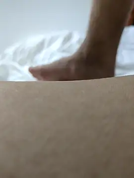 Issac6592 online show from September 28, 2:26 pm