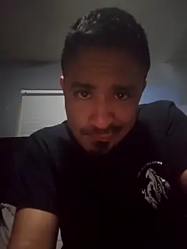 Burrrucecold00 online show from February 14, 9:45 am