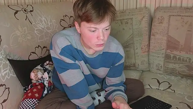 cameron-crowly online show from February 1, 9:11 am