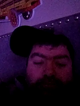 Rcraigue4 online show from November 4, 9:21 am