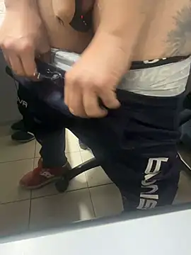 Snapshot of Greeneyes0820 chatting on March 22, 12:14 pm Greeneyes0820 online show from March 22, 12:14 pm